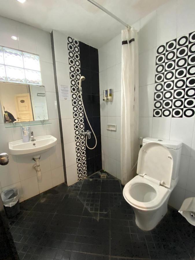 La Nostalgie Boutique Guest House Bandung Eksteriør bilde