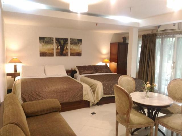 La Nostalgie Boutique Guest House Bandung Eksteriør bilde