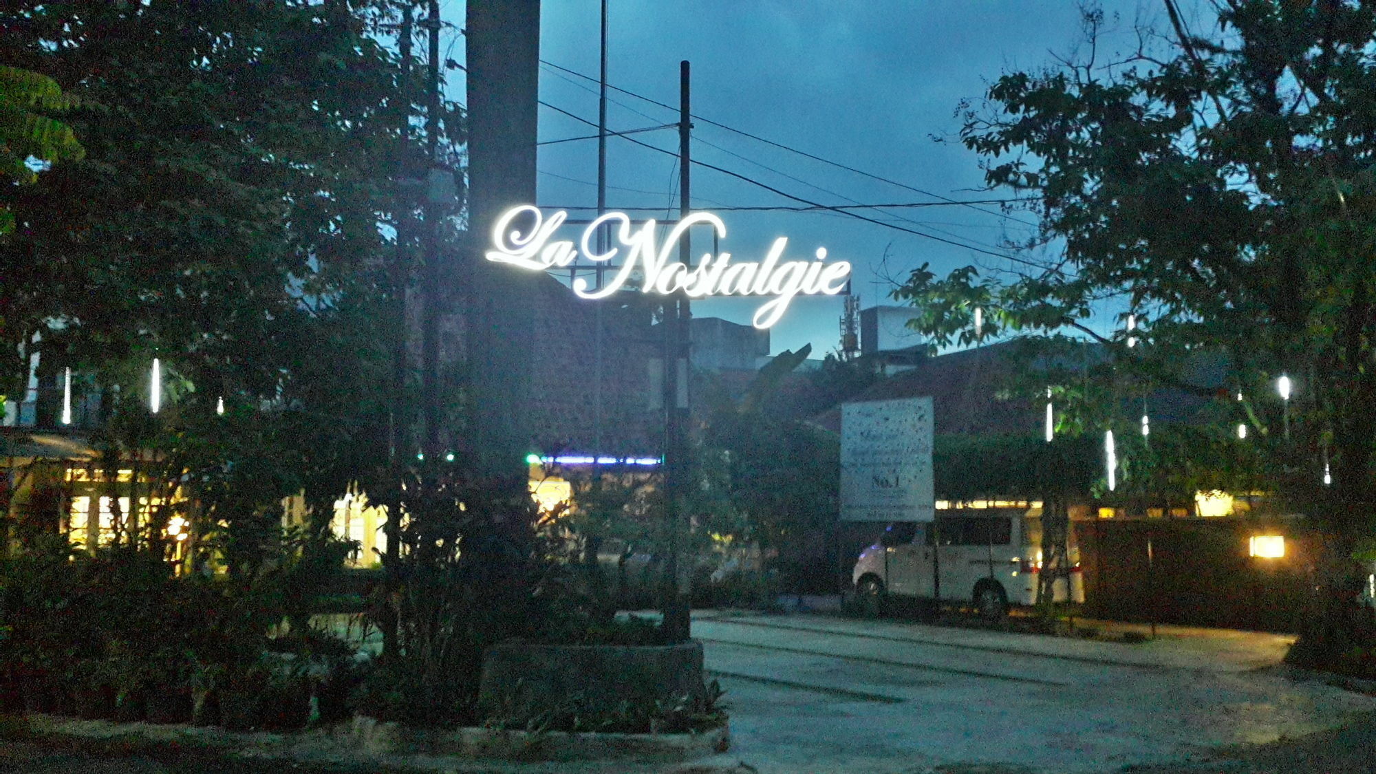 La Nostalgie Boutique Guest House Bandung Eksteriør bilde